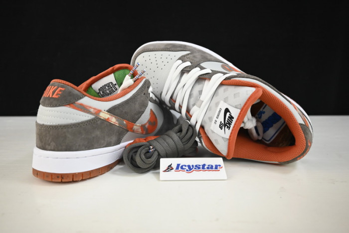 Crushed D.C. X Nike SB Dunk Low DH7782-001