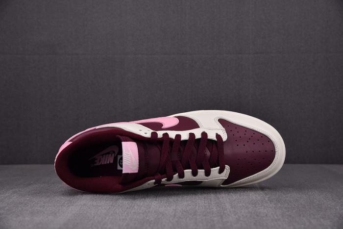 Nike Dunk Low "Valentine