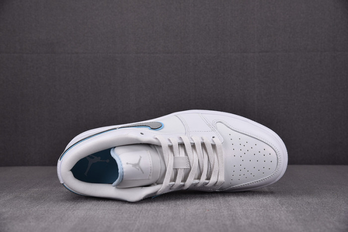 Jordan 1 Low SE Dare to Fly (W) FB1874-101