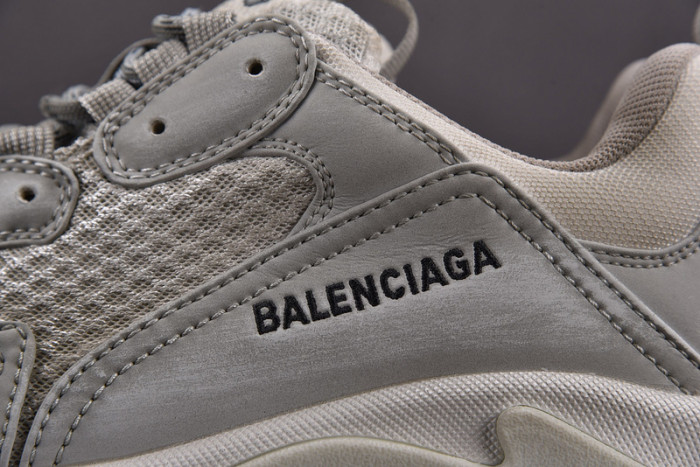 TRIPLES TRAINER SNEAKERS 2000115