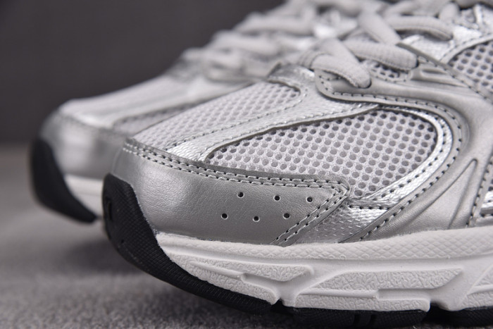 NEW BALANCE SNEAKER NB109