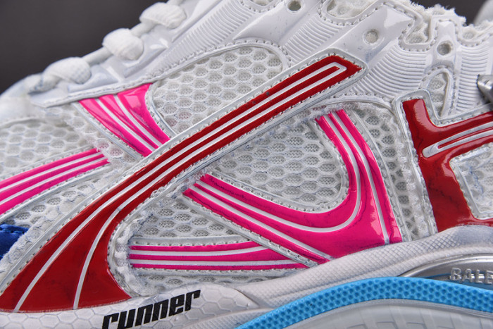 RUNNER SNEAKER RS052