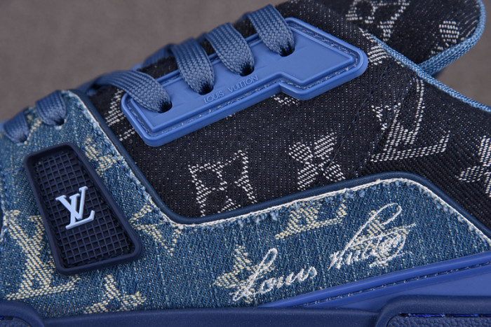 LV SNEAKER LV-000101