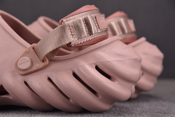 Cr*0*s x salehe bembury c00019