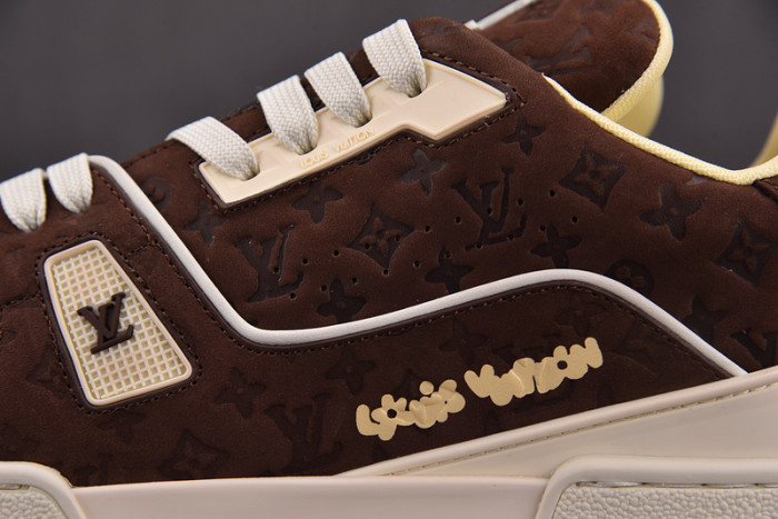 LV TRAINER SNEAKER LV-000589