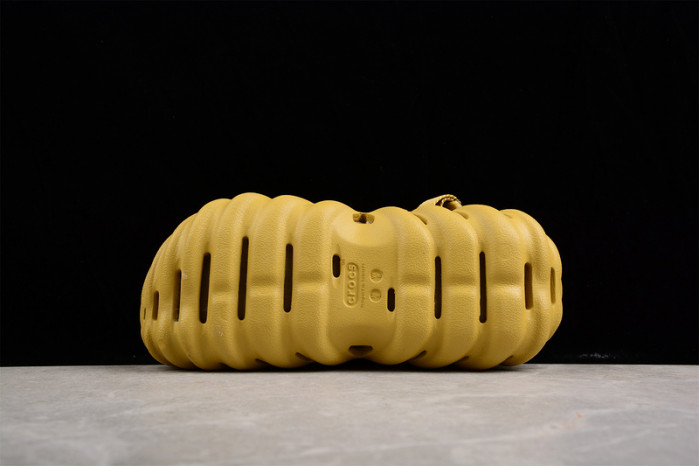 Cr*0*s x salehe bembury c00003