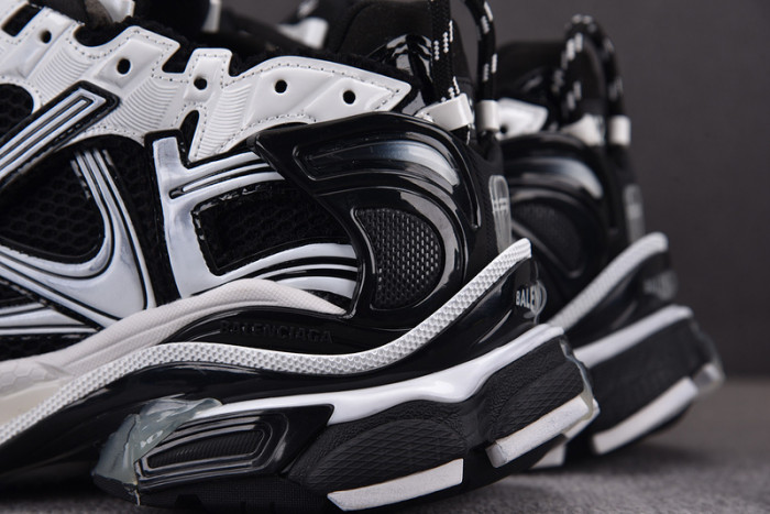 RUNNER SNEAKER RS016