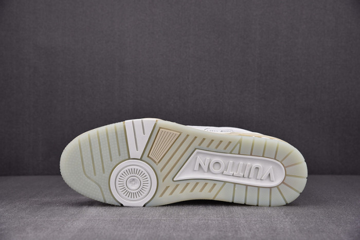 LV SNEAKER LV-000102