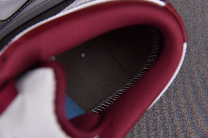 Jordan 1 Low White Bordeaux 553558-615