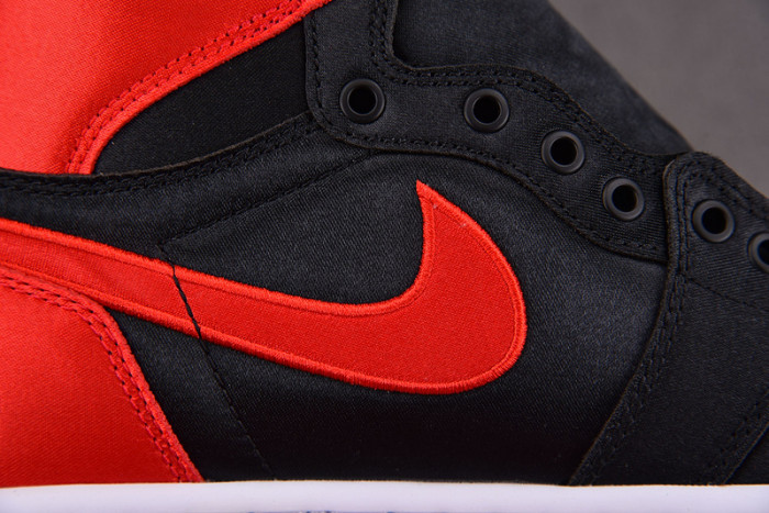 Air Jordan 1 High OG WMNS “Satin Bred” FD4810-061