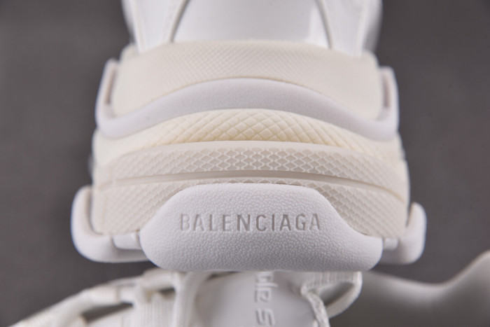 TRIPLES TRAINER SNEAKERS 2000110