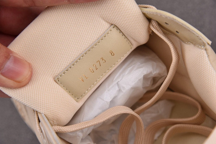 LV TRAINER SNEAKER LV-000594