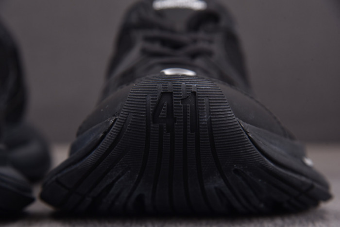 Ba*len*cia*ga circuit sneaker