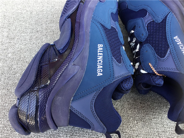 TRIPLES TRAINER CLEAR SOLE SNEAKERS 3000011