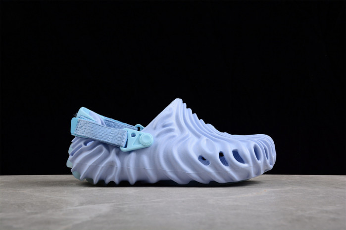 Cr*0*s x salehe bembury c00006