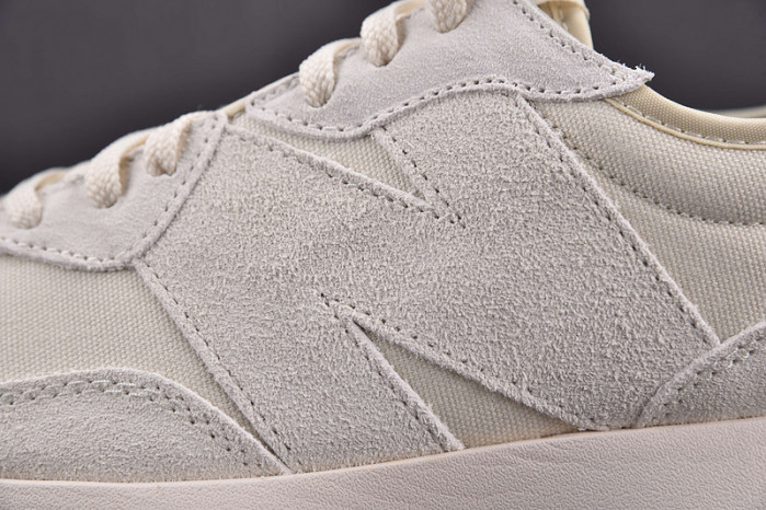 NEW BALANCE SNEAKER NB047