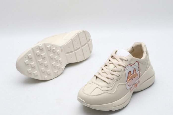 G*u*i* trainer sneaker42