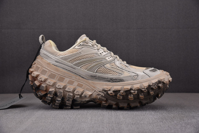 DEFENDER SNEAKER DS007