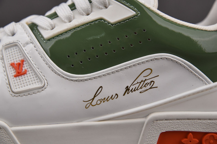 LV SNEAKER LV-000097