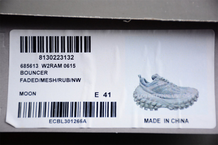 DEFENDER SNEAKER DS027