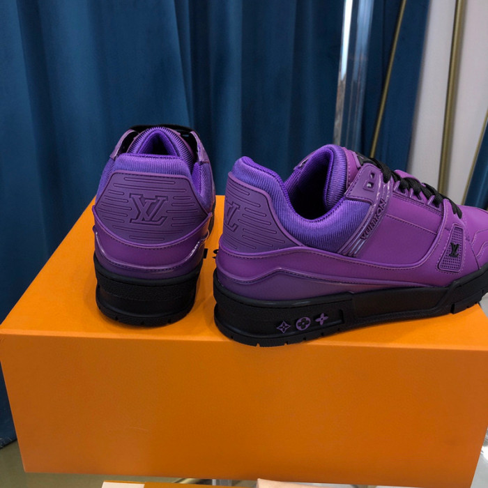 LV SNEAKER LV-000319