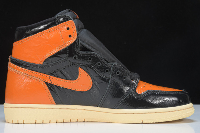 Air Jordan 1 Shattered Backboard 3.0 555088-028