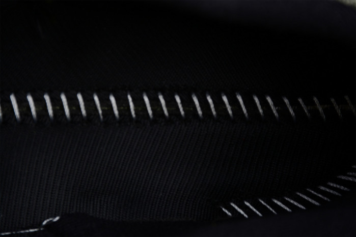 NEW BALANCE SNEAKER 013