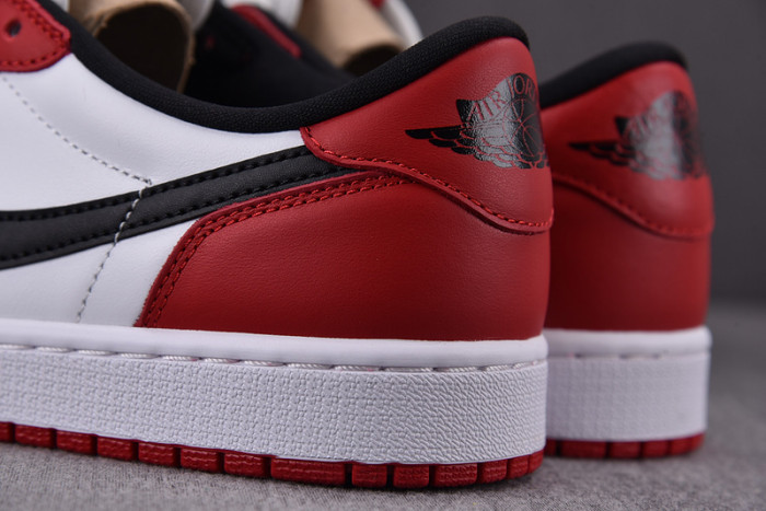 Jordan 1 Retro Low Chicago (2016) 705329-600