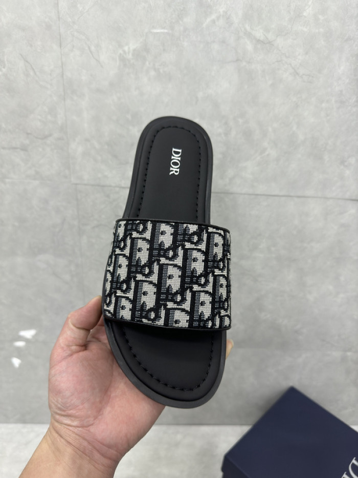 DIO*R SANDALS H00040