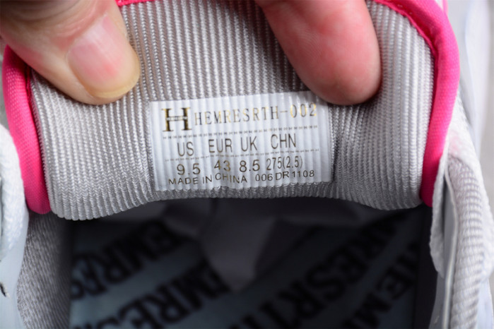 LV TRAINER SNEAKER LV-000551