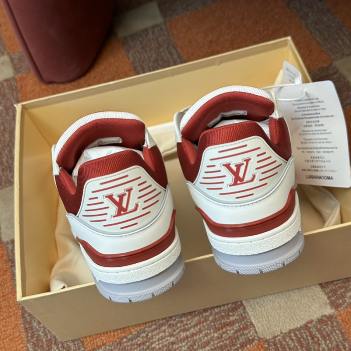 LV TRAINER SNEAKER LV-000608