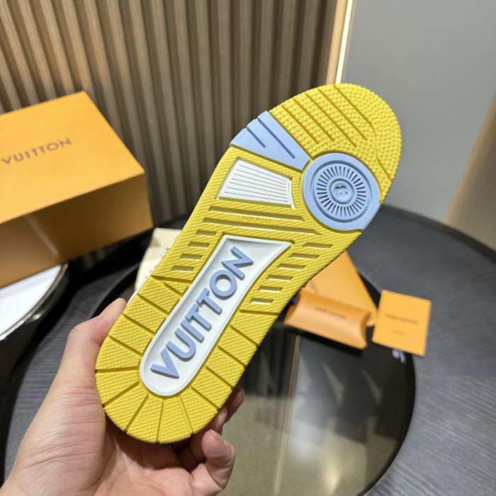 LV TRAINER SNEAKER LV-000580