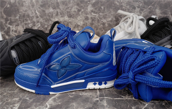 LV SNEAKER LV-000165