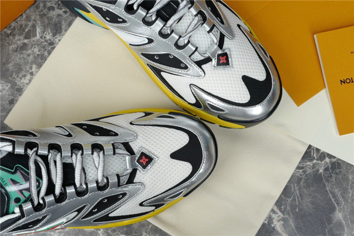 LV SNEAKER LV-000267