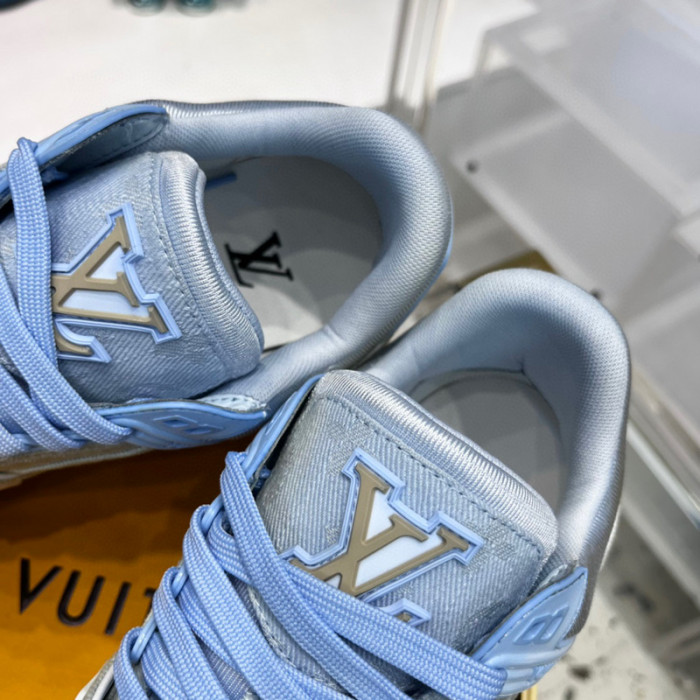 LV SNEAKER LV-000380