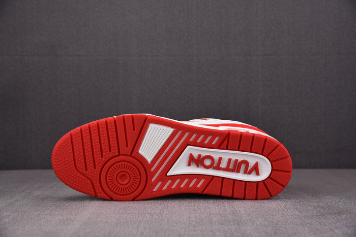 LV SNEAKER LV-000117