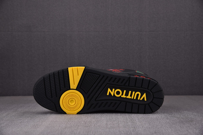 LV SNEAKER LV-000142