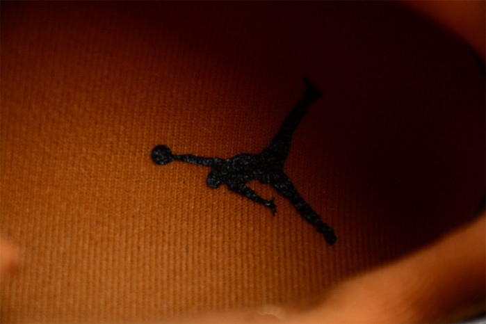 AIR JORDAN 5 LOW WMNS CHUTNEY DA8016-700