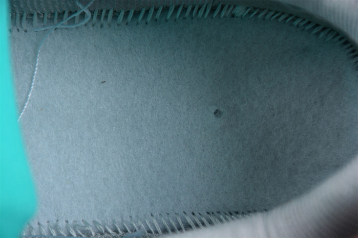 LV TRAINER SNEAKER LV-000551