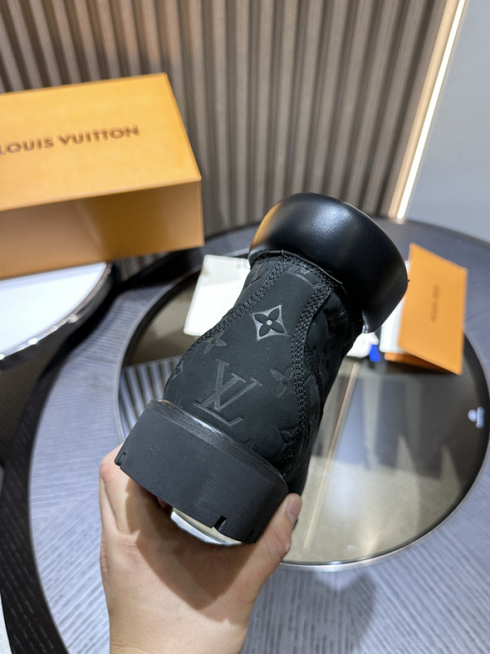 LV BOOTS L000016