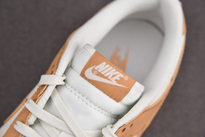 NIKE DUNK LOW “HARVEST MOON‘DD1503-114