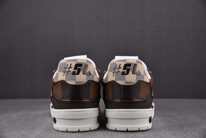 LV SNEAKER LV-000127