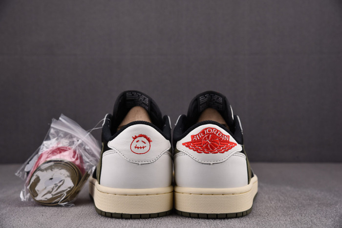 Jordan 1 Retro Low OG SP Travis Scott Olive (W) DZ4137-106