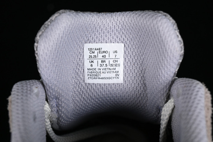 As*ic*s hal studios x gel 1130 