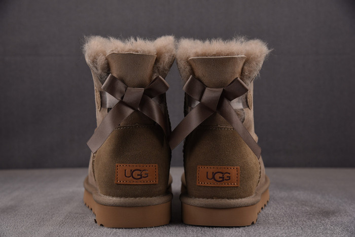 UGG Mini Bailey Bow II