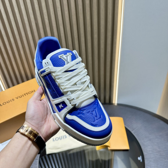 LV TRAINER SNEAKER LV-000598