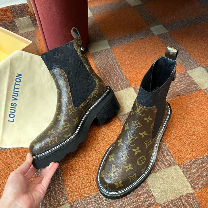 LV BOOTS L000051