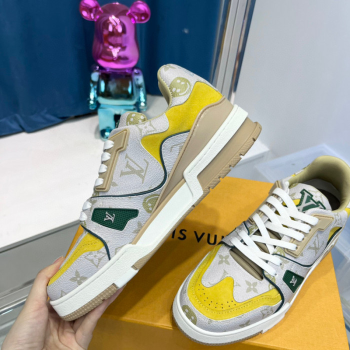 LV SNEAKER LV-000345