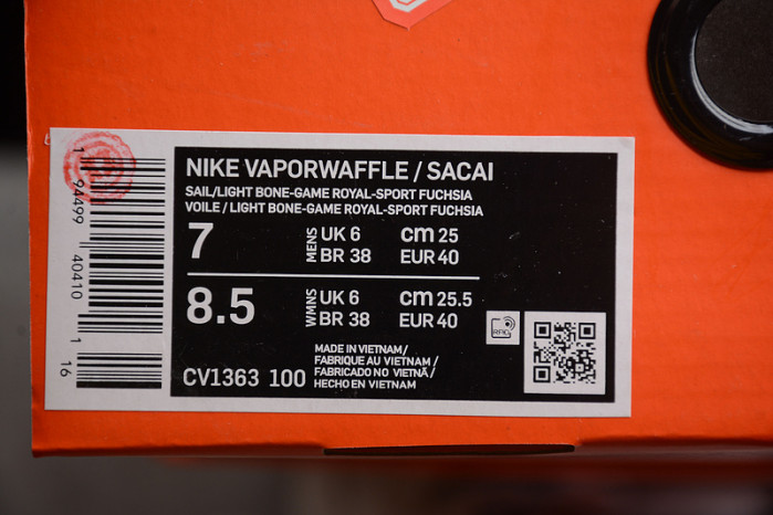 Sacai X VaporWaffle 