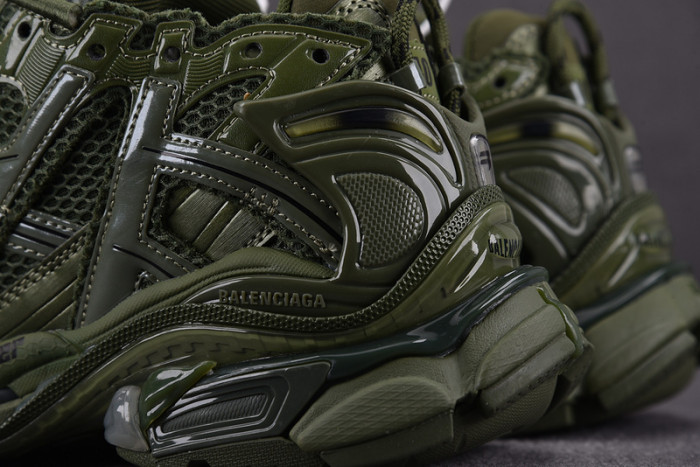 RUNNER SNEAKER RS018